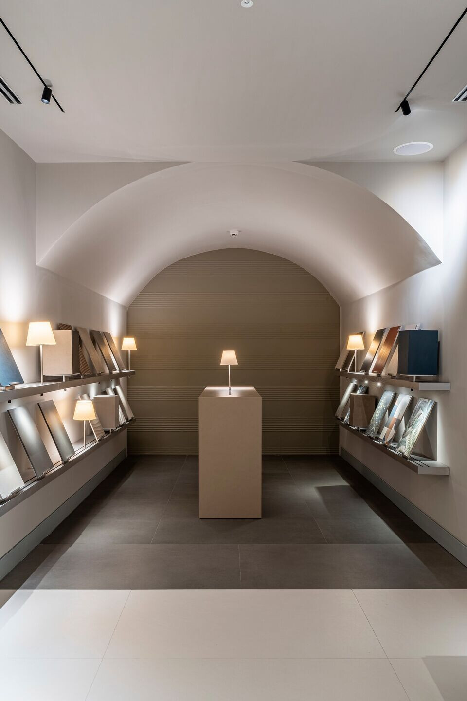 https://archello.com/story/120075/attachments/photos-videos/14 photo_credit Studio Bonus, Courtesy of Marazzi