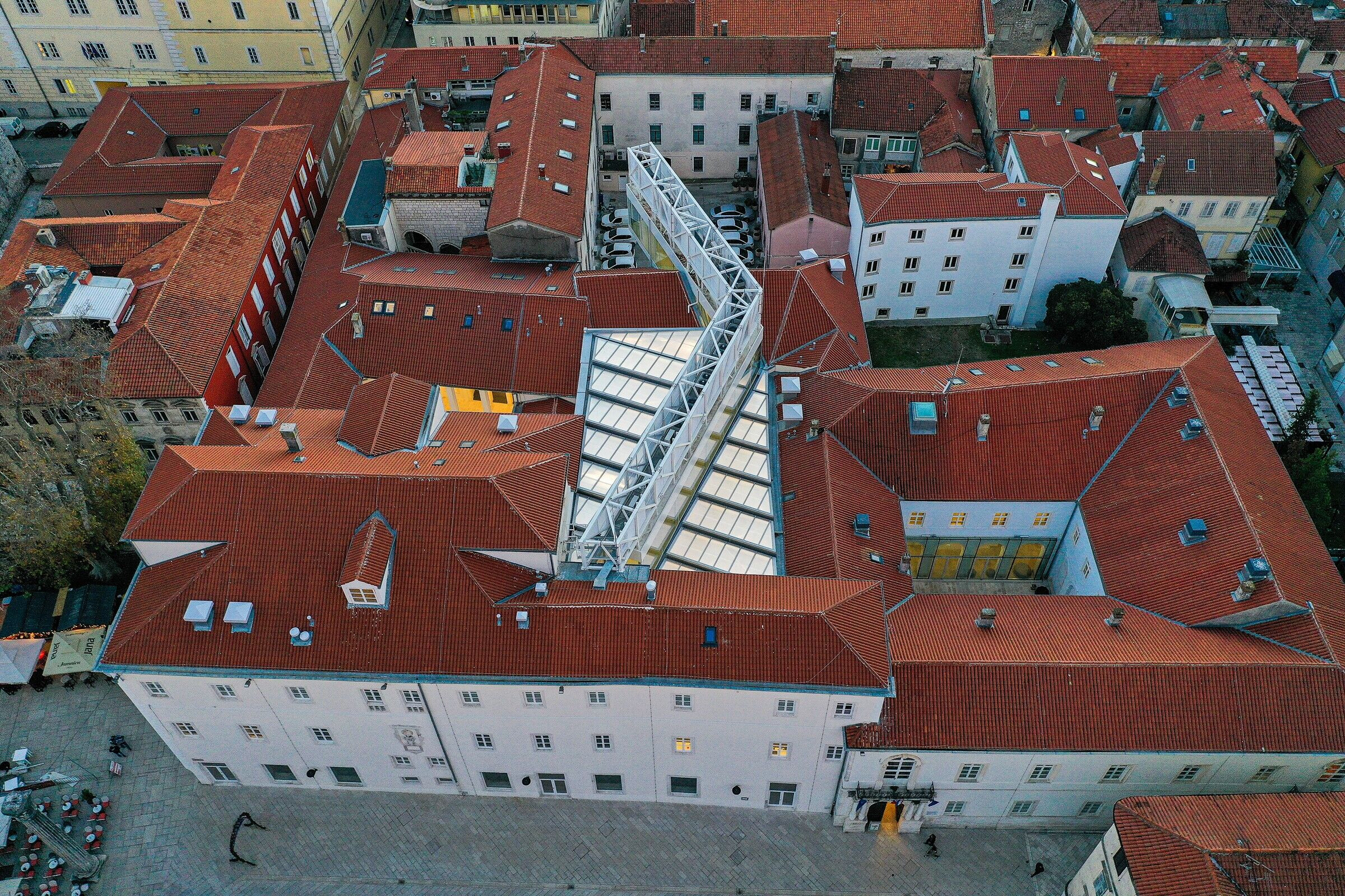 https://archello.com/story/120068/attachments/photos-videos/29 photo_credit Filip Brala