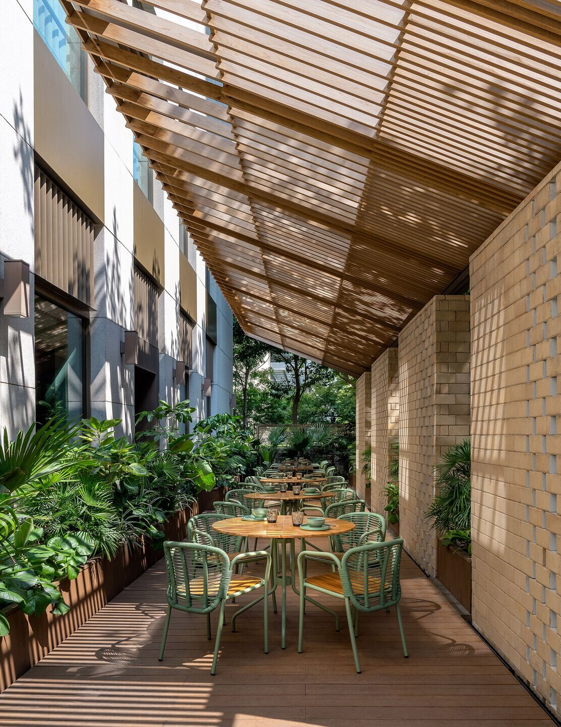 https://archello.com/story/120090/attachments/photos-videos/9 photo_credit Dirk Weiblen