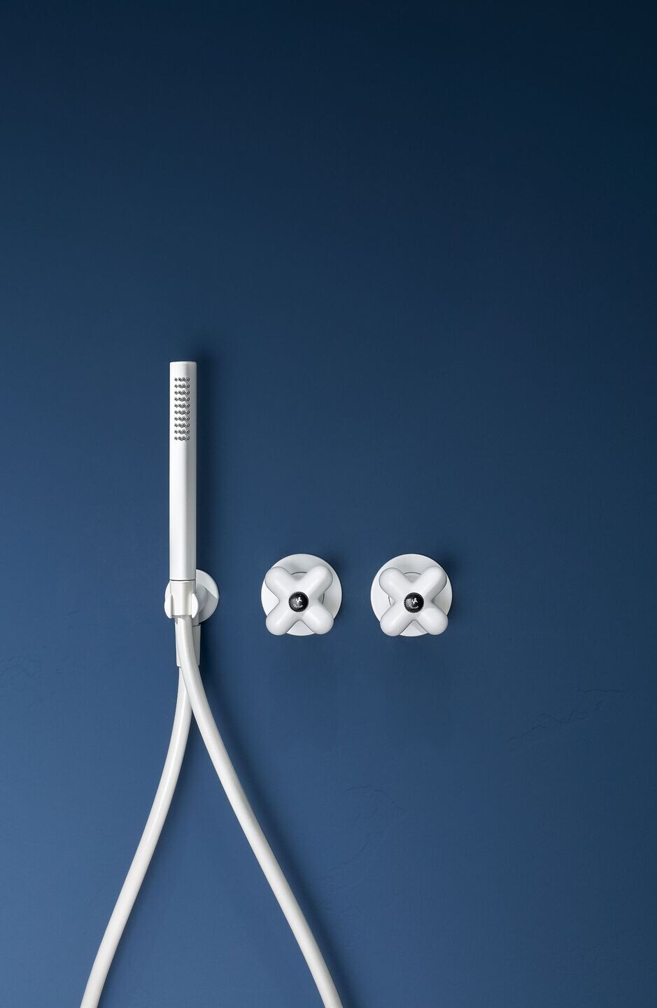 https://archello.com/product/86306/attachments/photos-videos/6
