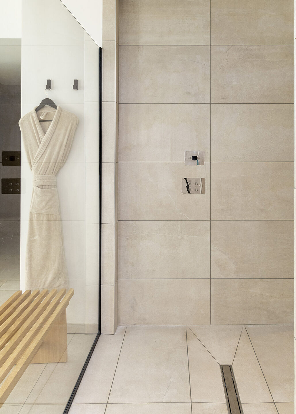 https://archello.com/story/120240/attachments/photos-videos/3