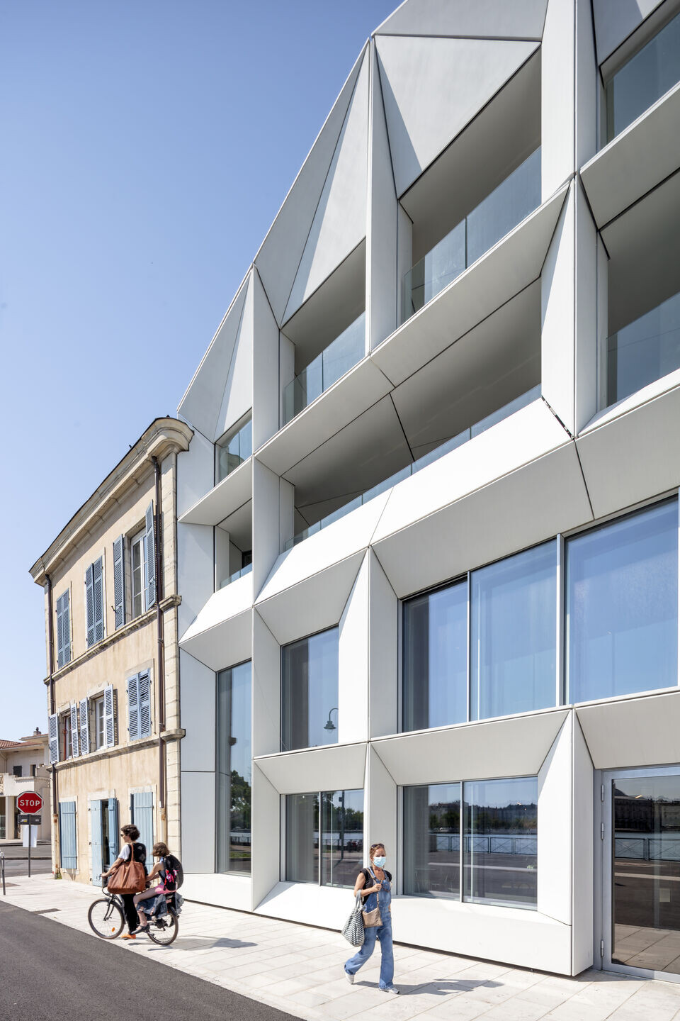 https://archello.com/story/120137/attachments/photos-videos/6 photo_credit Luc Boegly