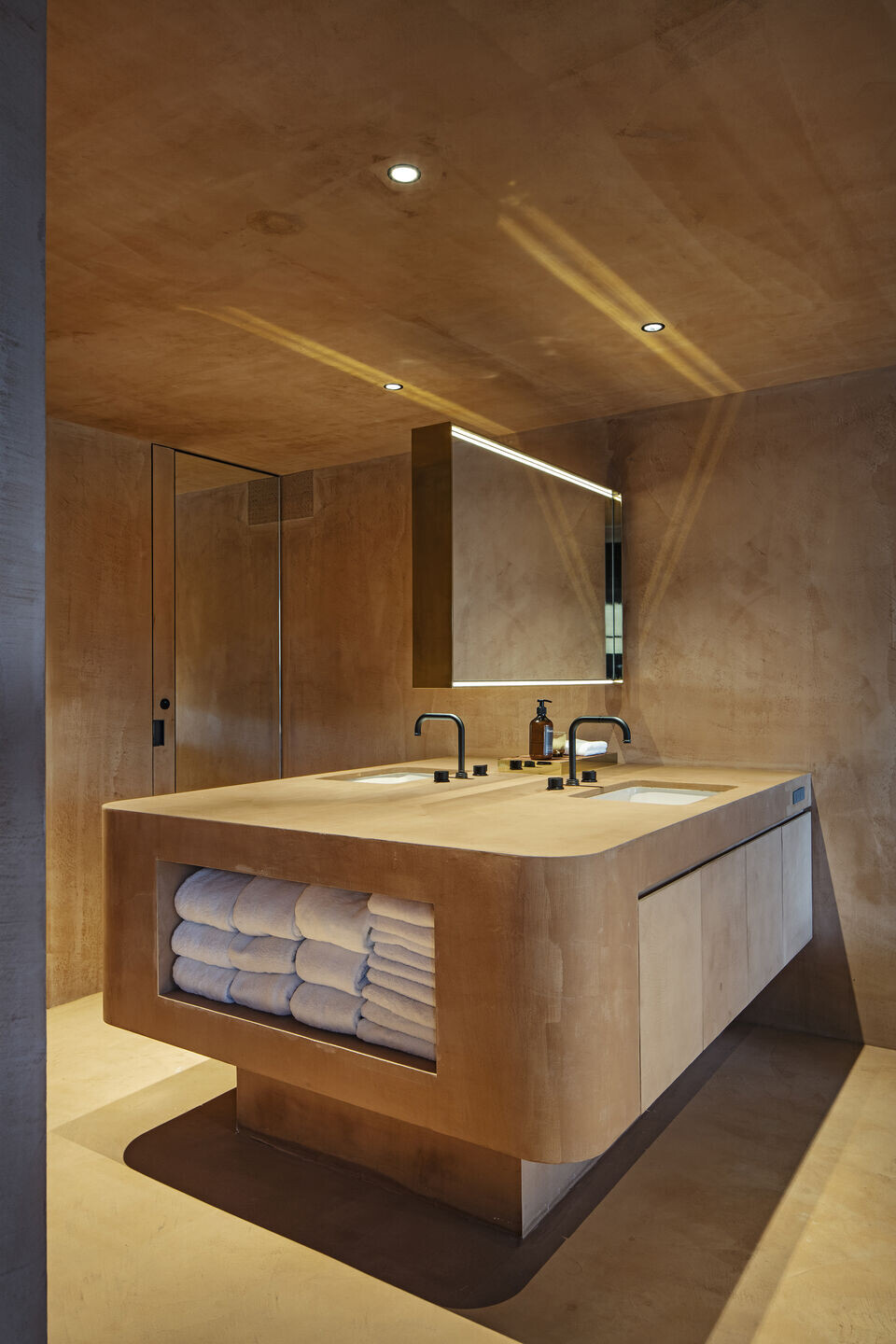 https://archello.com/story/120397/attachments/photos-videos/19 photo_credit Kenta Hasegawa