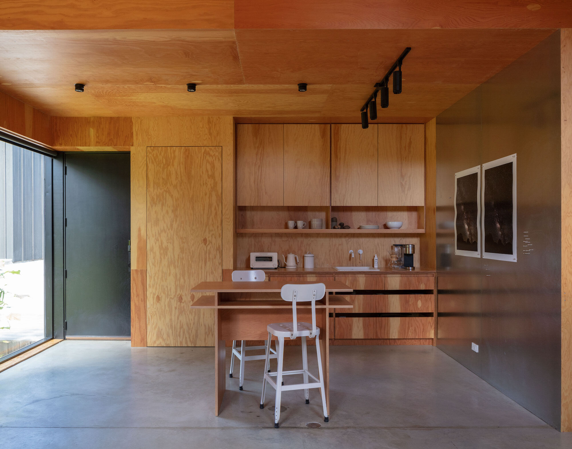 https://archello.com/story/120389/attachments/photos-videos/17 photo_credit Naho Kubota