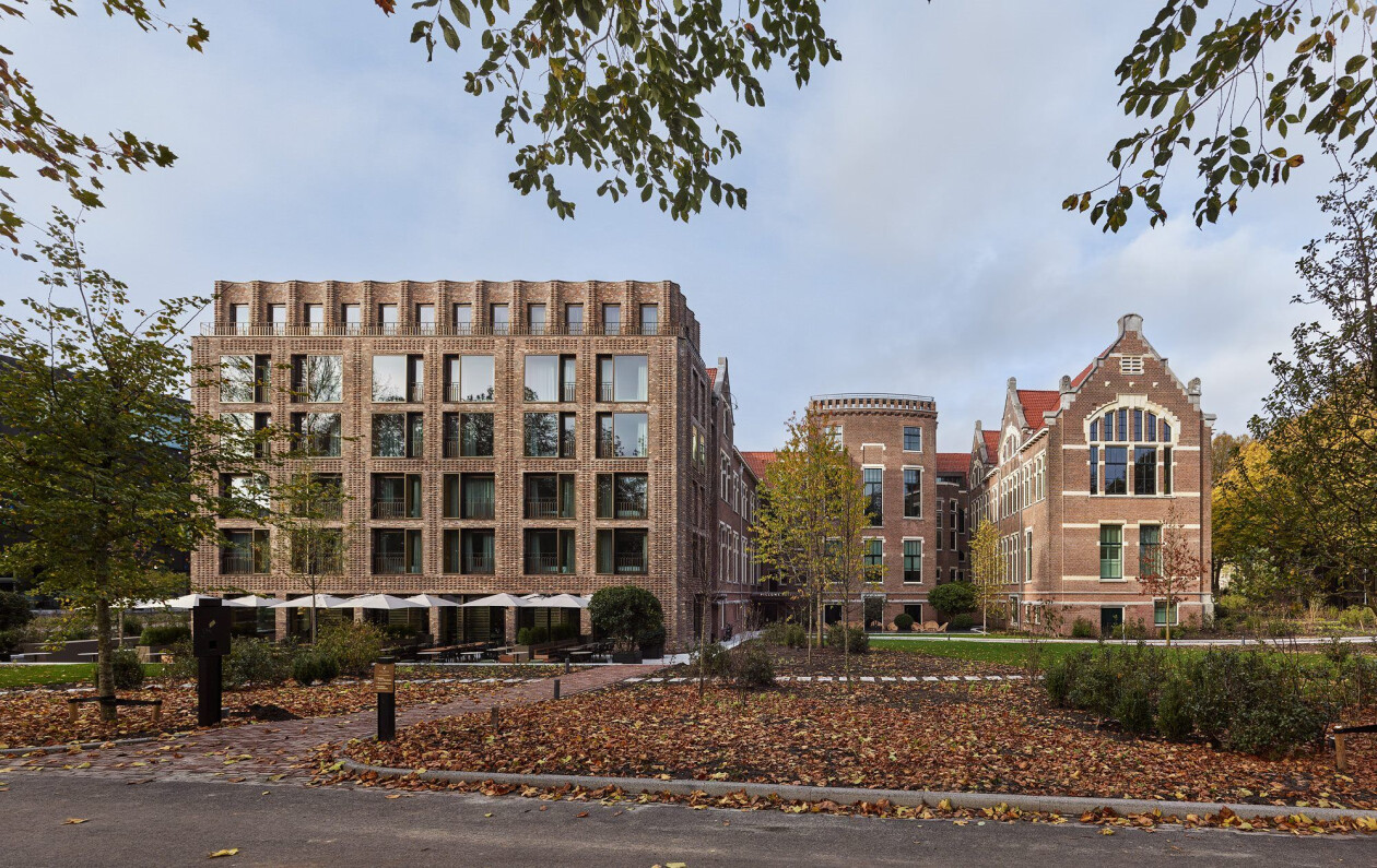 Former dissecting laboratory Amsterdam transformed into five-star hotel