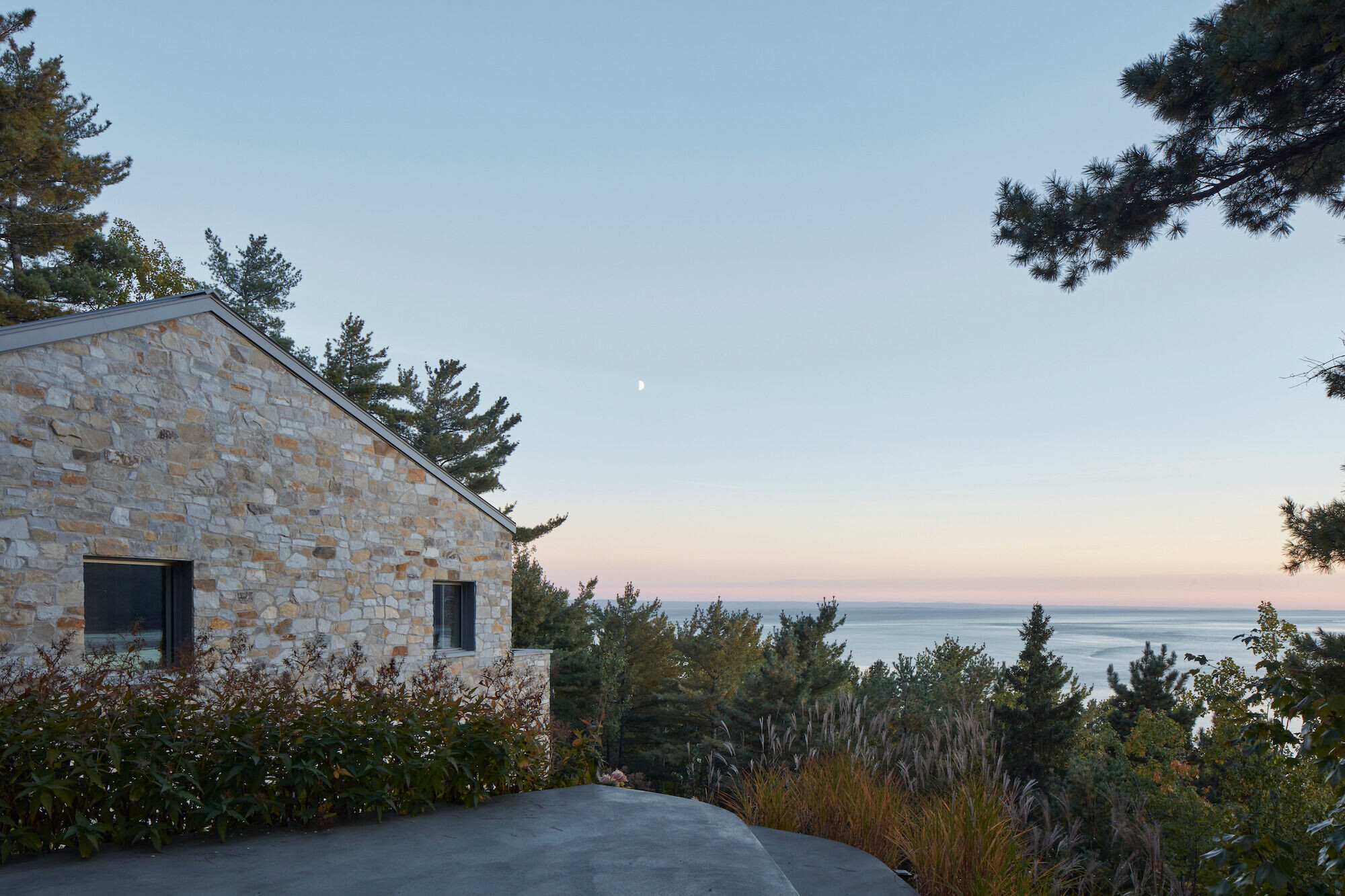 https://archello.com/story/120504/attachments/photos-videos/3 photo_credit James Brittain