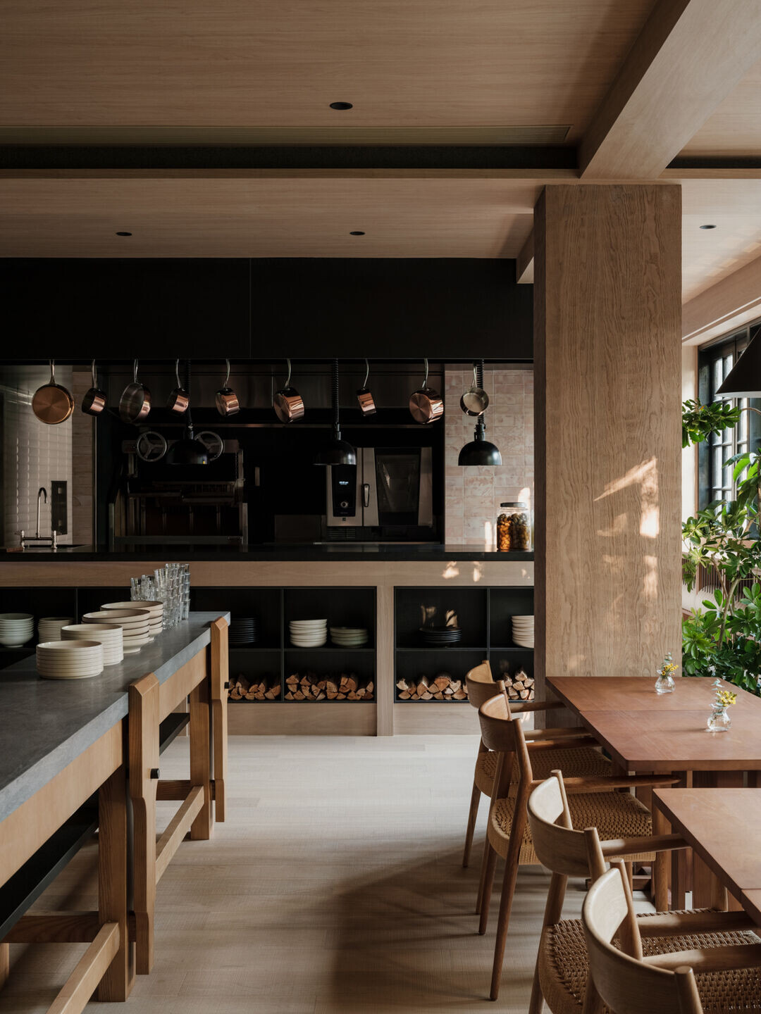 https://archello.com/story/120630/attachments/photos-videos/3 photo_credit Wen Studio