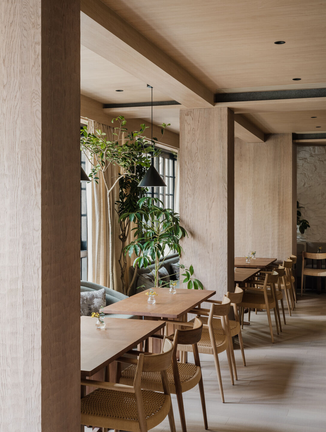 https://archello.com/story/120630/attachments/photos-videos/6 photo_credit Wen Studio