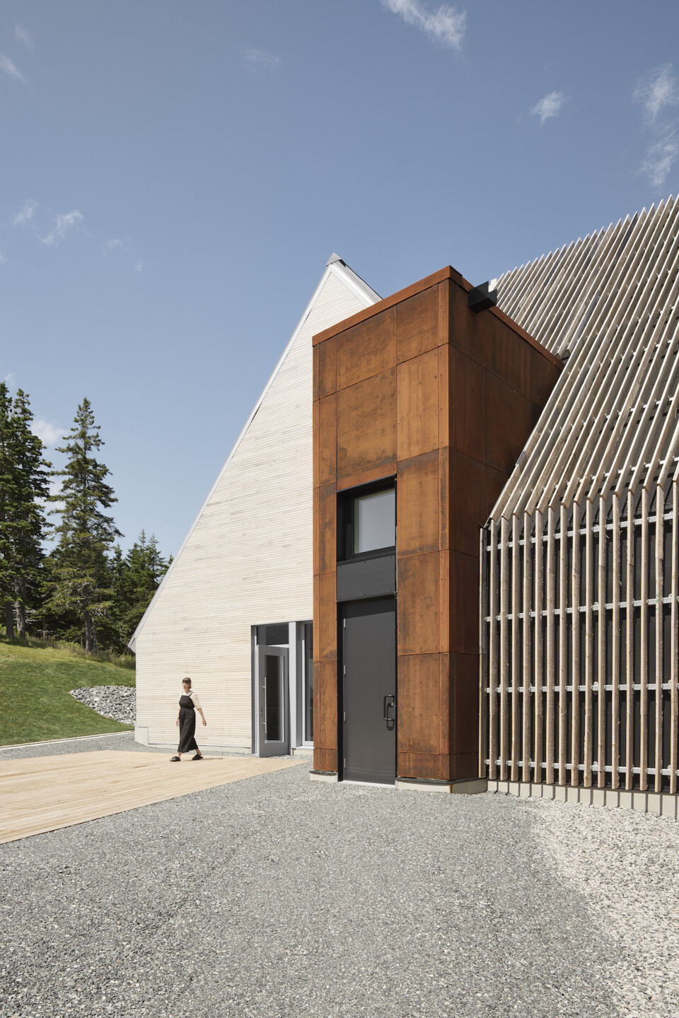 https://archello.com/story/120715/attachments/photos-videos/9 photo_credit Maxime Brouillet