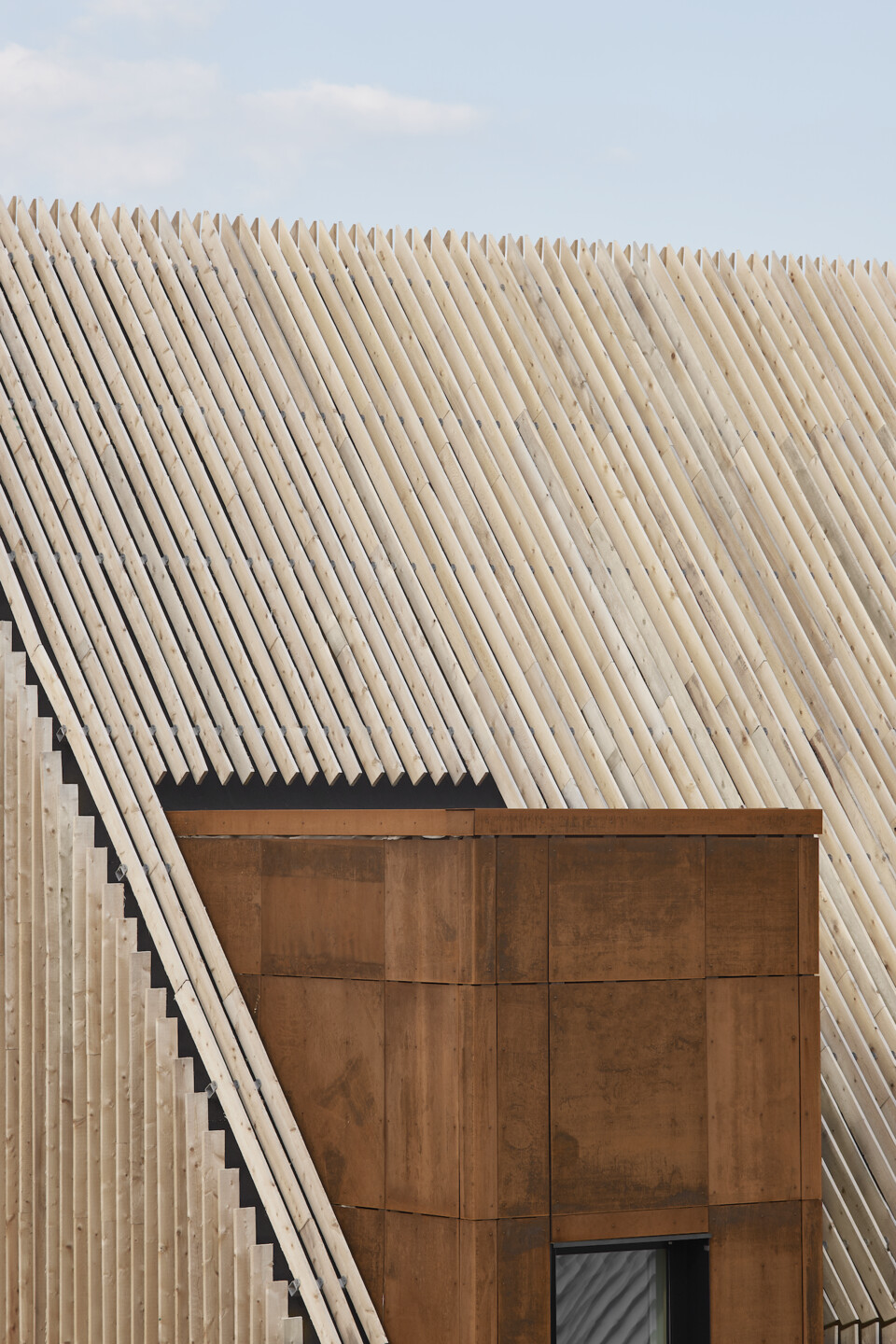 https://archello.com/story/120715/attachments/photos-videos/11 photo_credit Maxime Brouillet