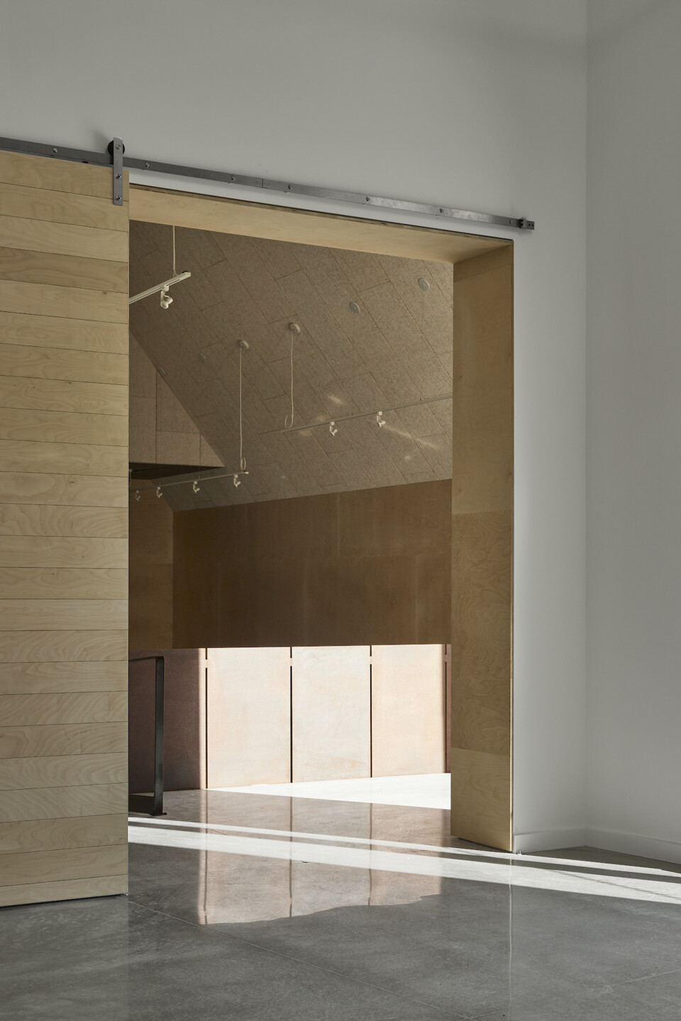 https://archello.com/story/120715/attachments/photos-videos/18 photo_credit Maxime Brouillet
