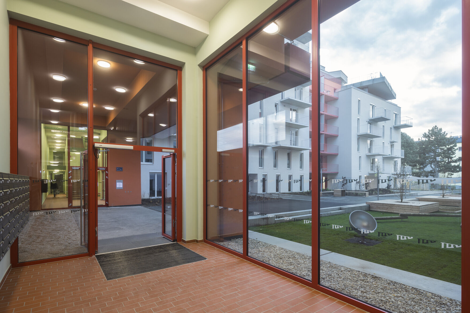 https://archello.com/story/120827/attachments/photos-videos/8 photo_credit Daniel Hawelka