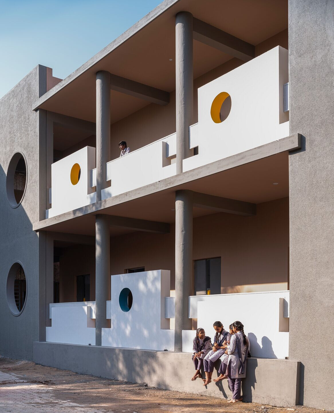 https://archello.com/story/120819/attachments/photos-videos/9 photo_credit Umang Shah Photography