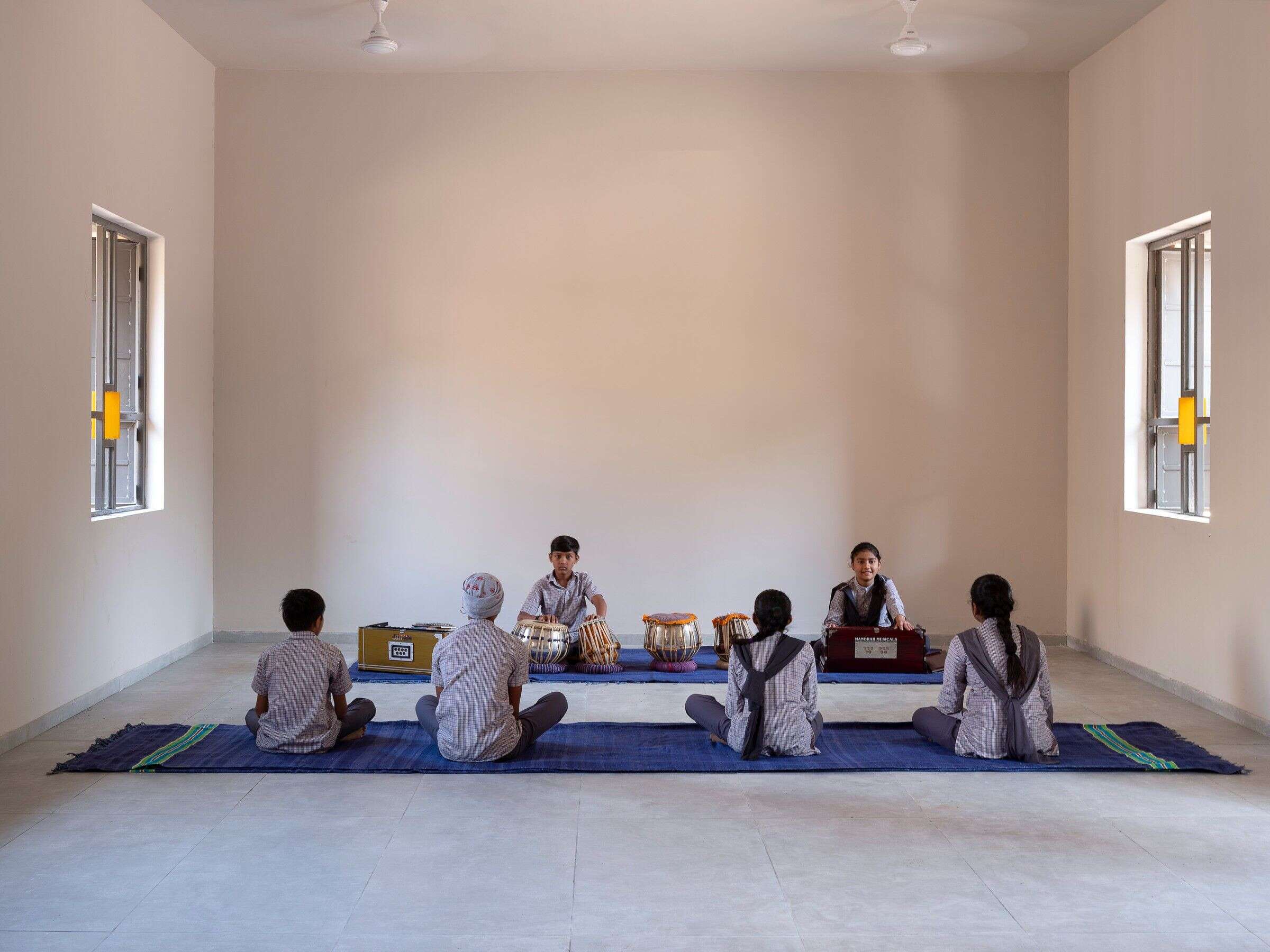https://archello.com/story/120819/attachments/photos-videos/10 photo_credit Umang Shah Photography
