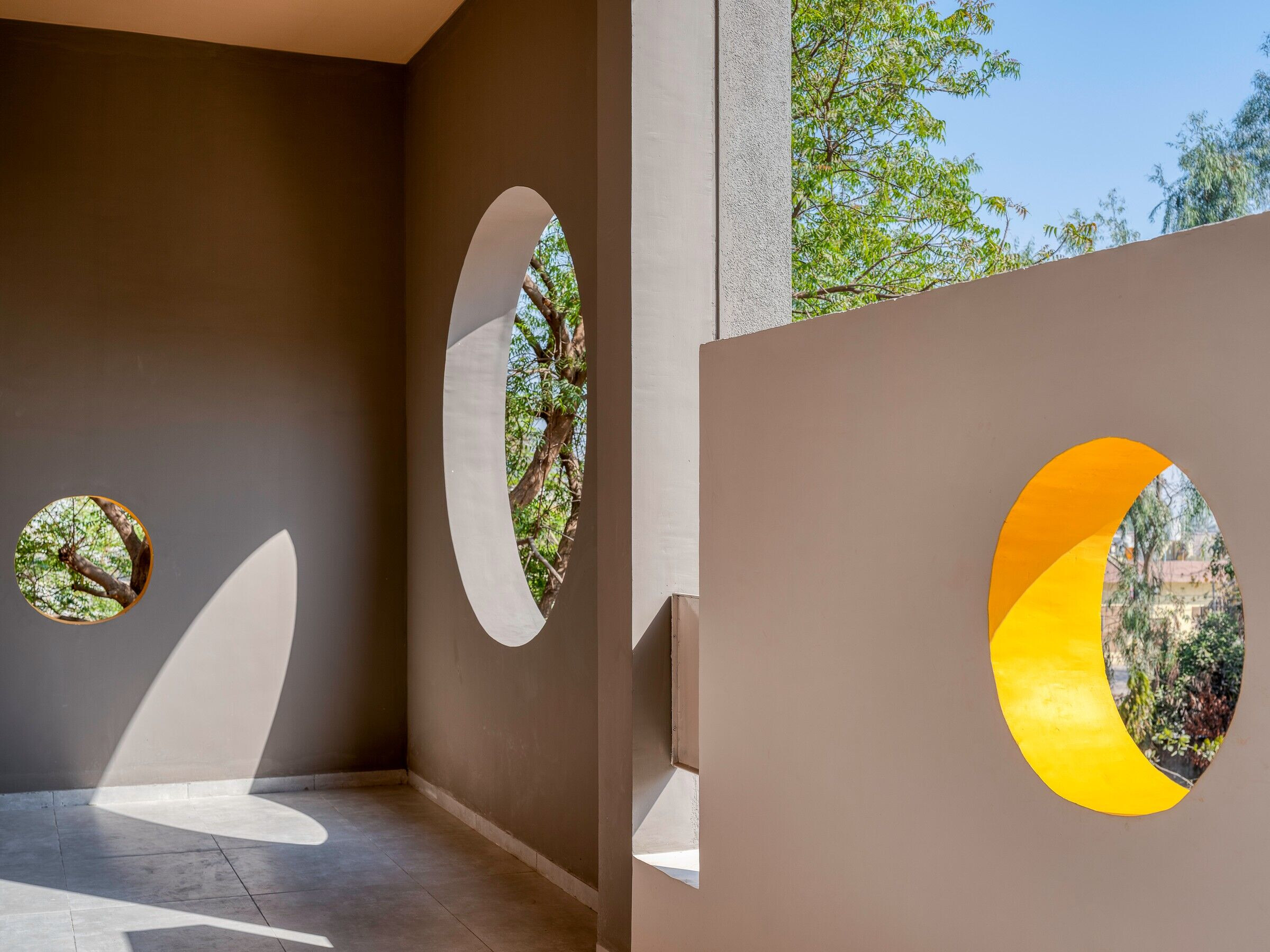 https://archello.com/story/120819/attachments/photos-videos/13 photo_credit Umang Shah Photography