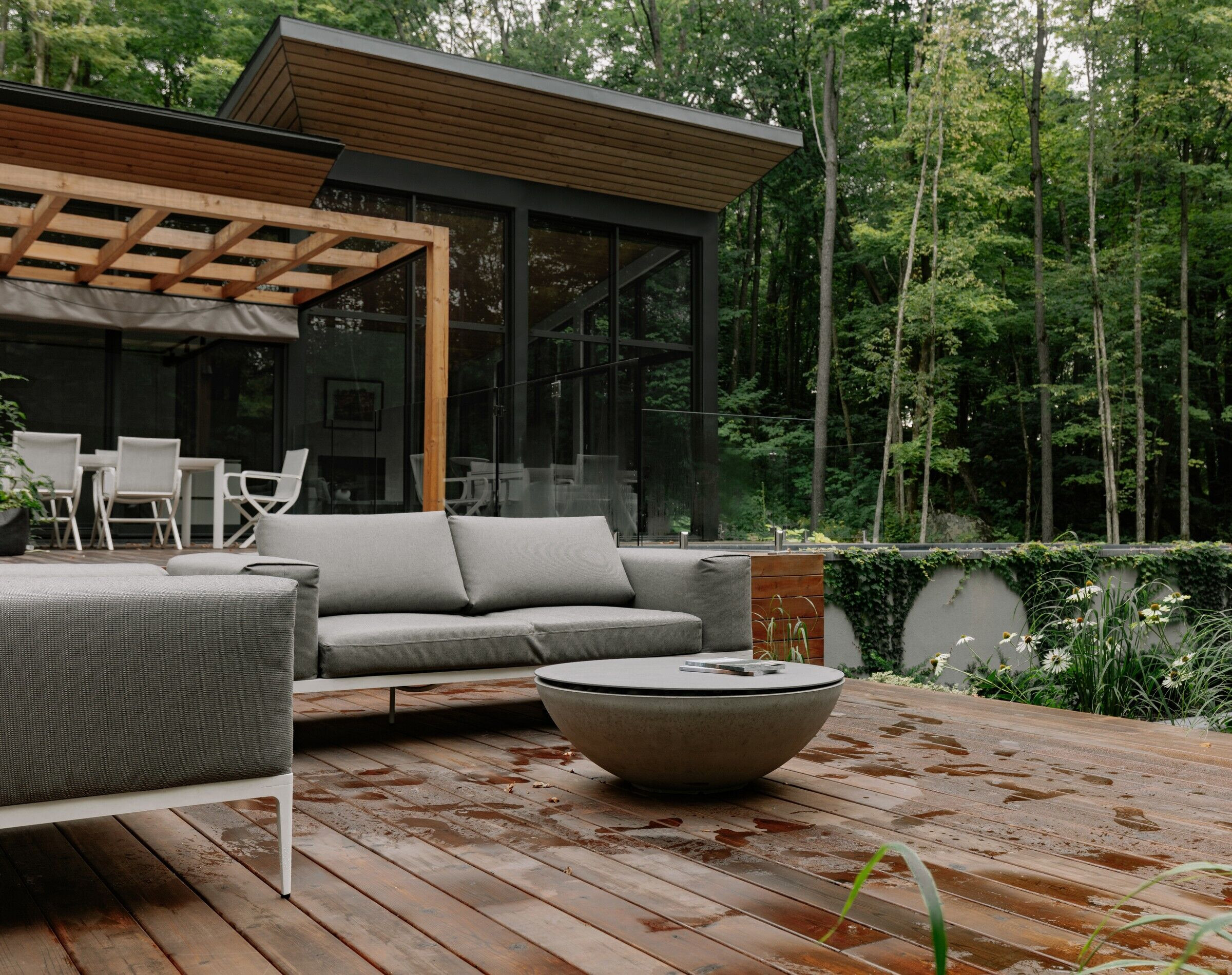https://archello.com/story/120804/attachments/photos-videos/4 photo_credit Ian Balmorel