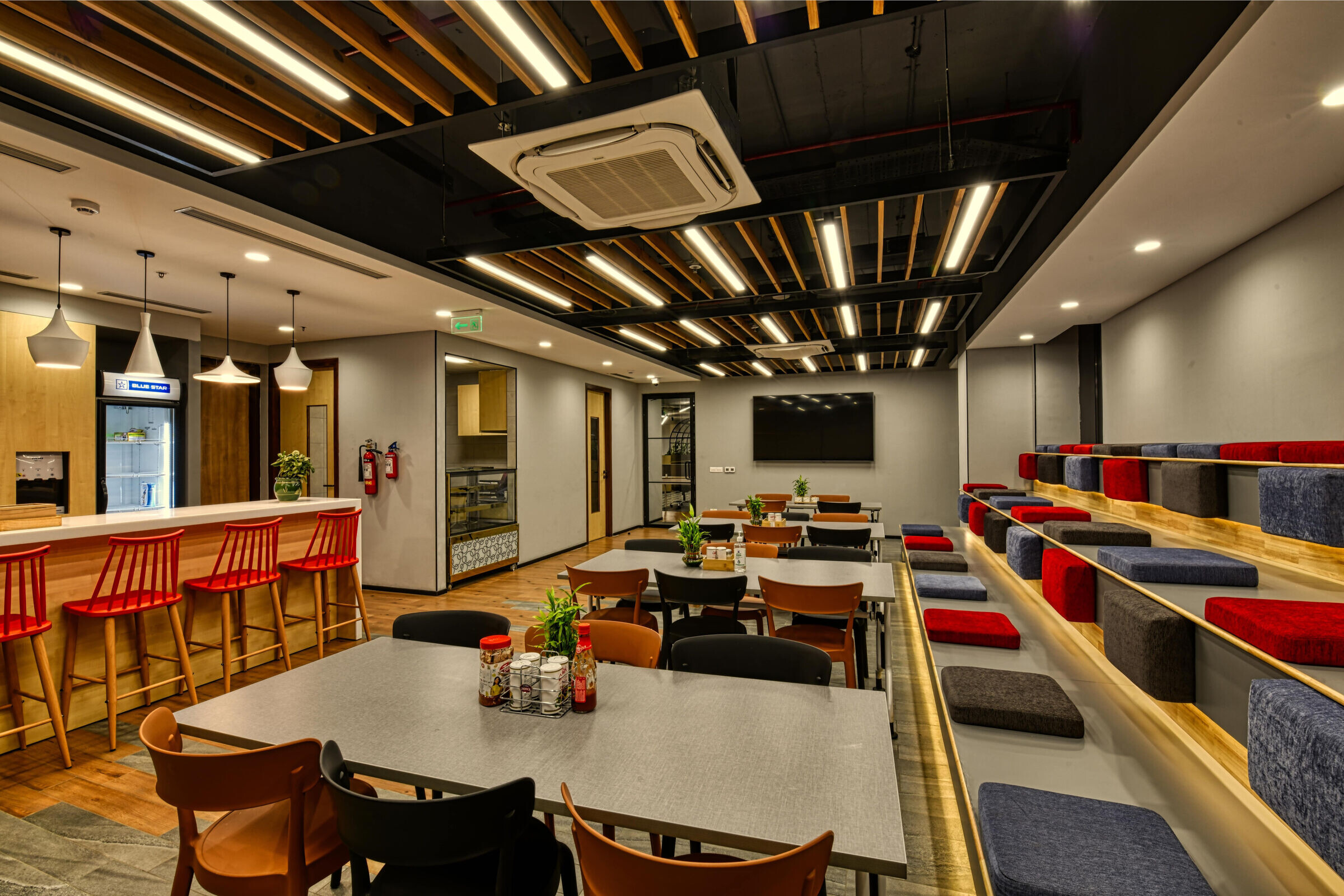 https://archello.com/story/120803/attachments/photos-videos/3 photo_credit Naveen Saxena
