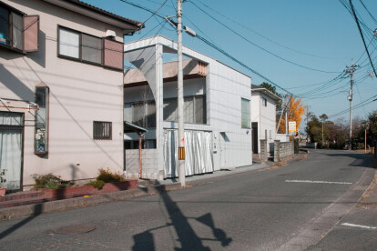 KMR rethinks wooden residential construction with metal sheet façade and plywood louvres in Japan