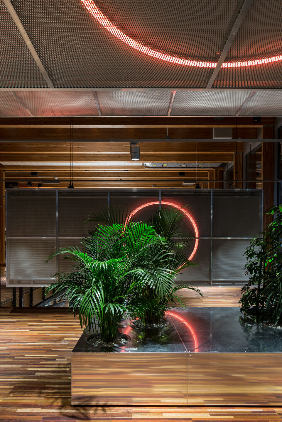 https://archello.com/story/120948/attachments/photos-videos/2 photo_credit Peter Tijhuis