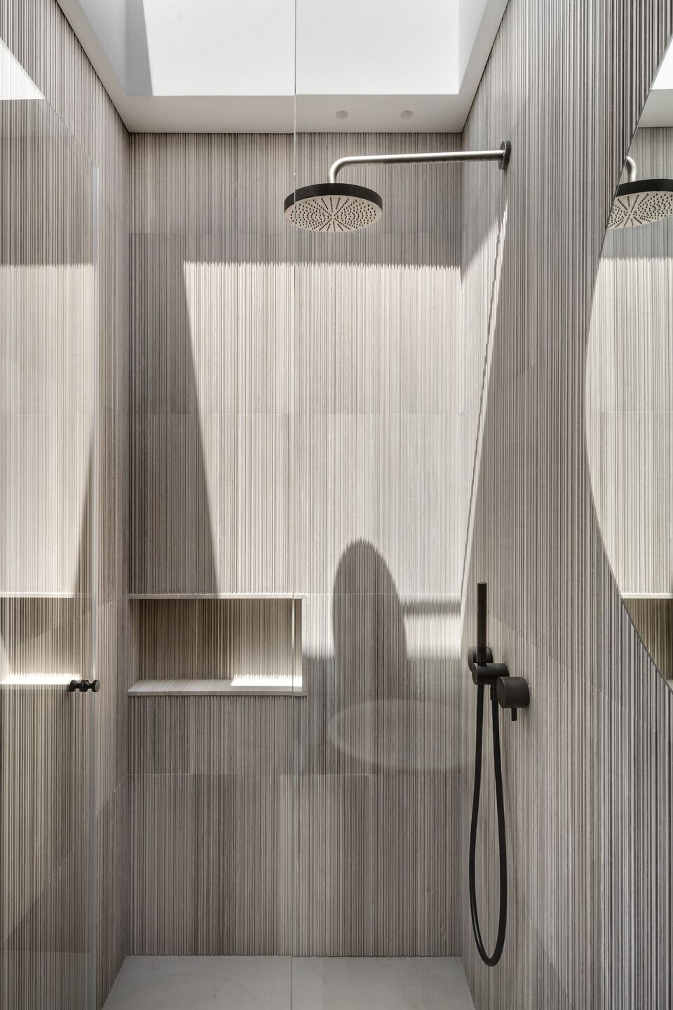 https://archello.com/story/120921/attachments/photos-videos/17 photo_credit Oded Smadar