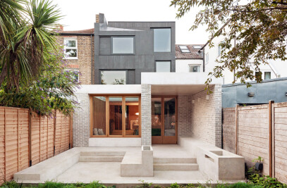 Courtyard House Courtyard House