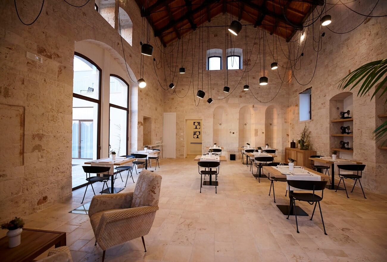 https://archello.com/story/121125/attachments/photos-videos/8 photo_credit Dino Frittoli - Push Studio