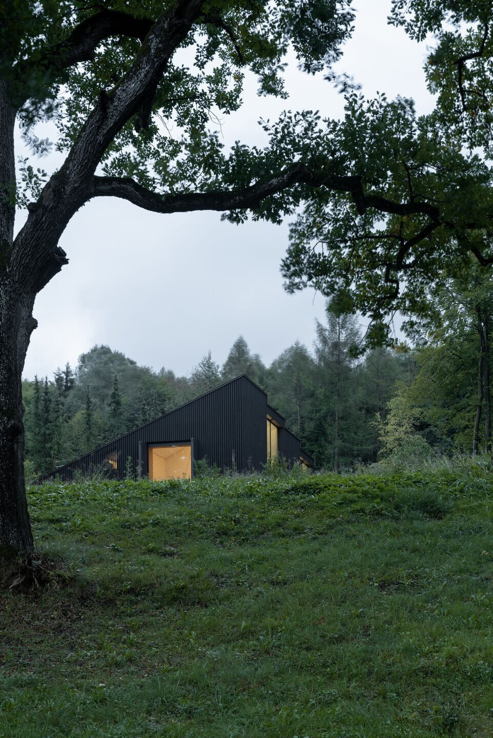 https://archello.com/story/121199/attachments/photos-videos/3 photo_credit Florian Holzherr