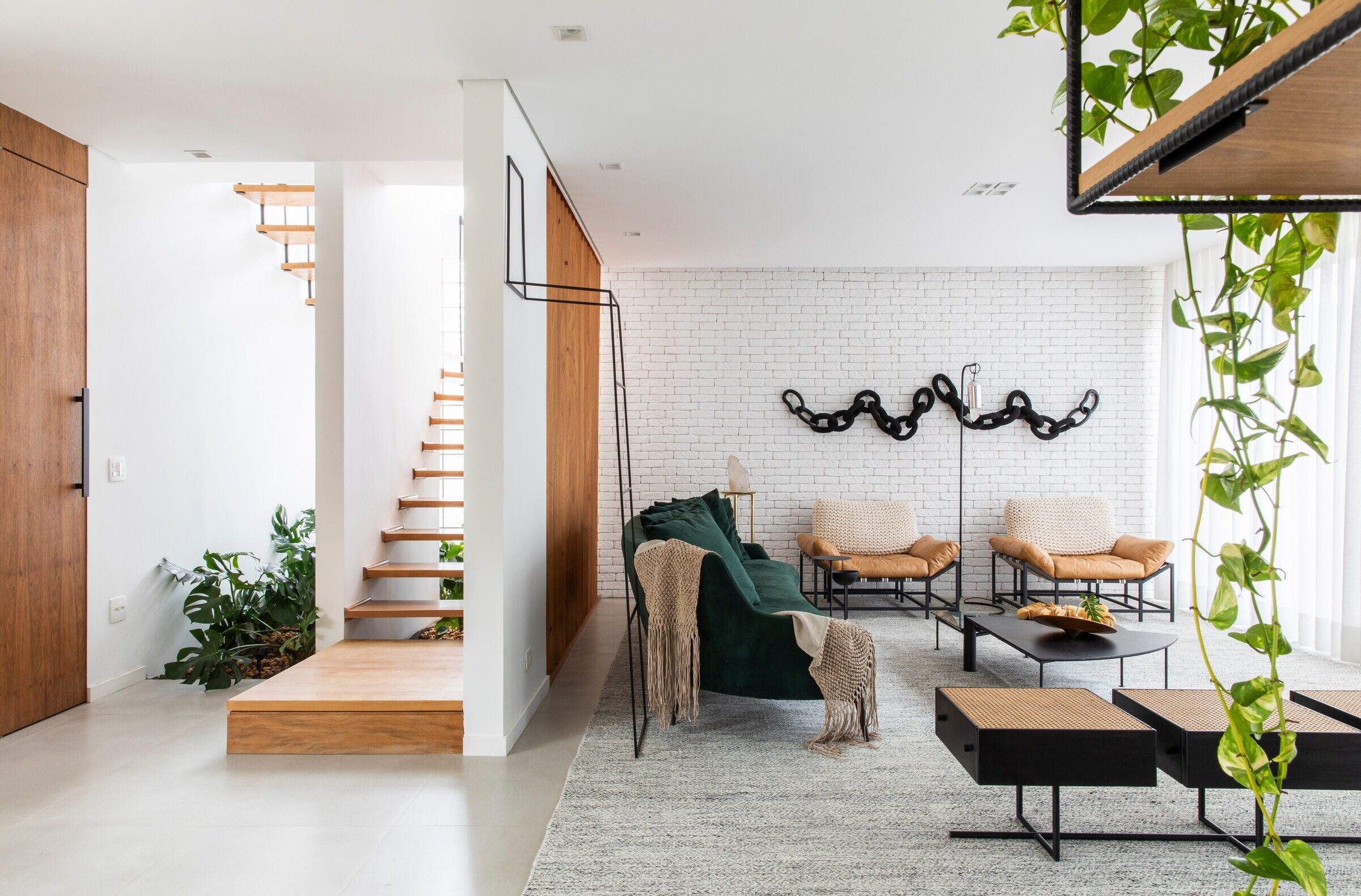 https://archello.com/story/121225/attachments/photos-videos/43 photo_credit Maíra Acayaba