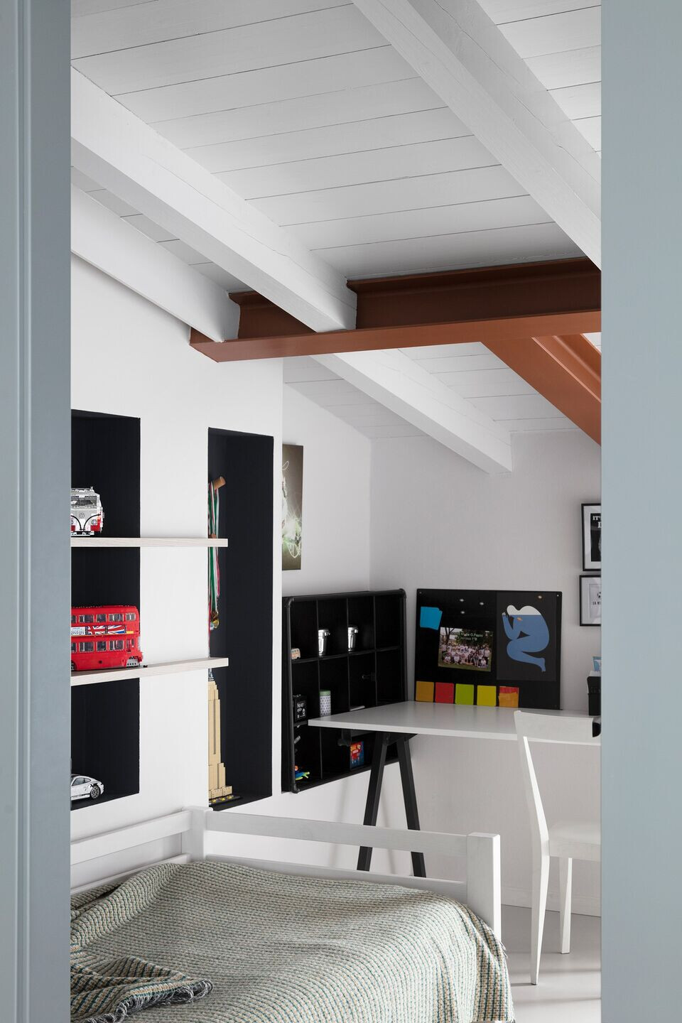 https://archello.com/story/121306/attachments/photos-videos/18 photo_credit Lea Anouchinsky