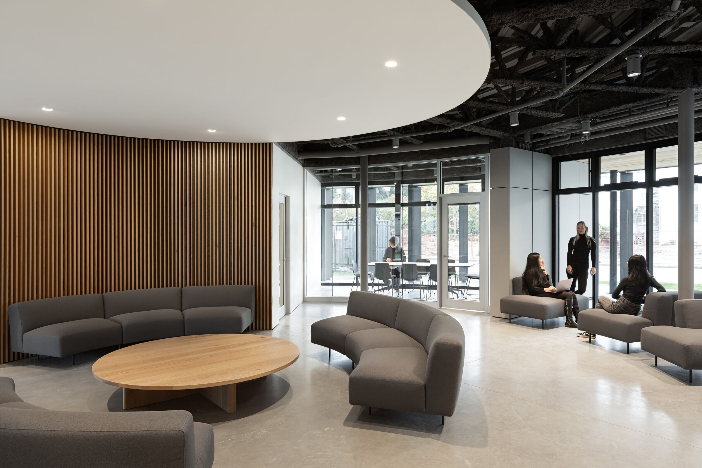 https://archello.com/story/121295/attachments/photos-videos/4 photo_credit Ema Peter