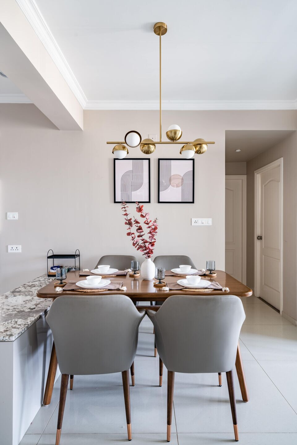https://archello.com/story/120719/attachments/photos-videos/5 photo_credit Inclined studio / Maulik Patel