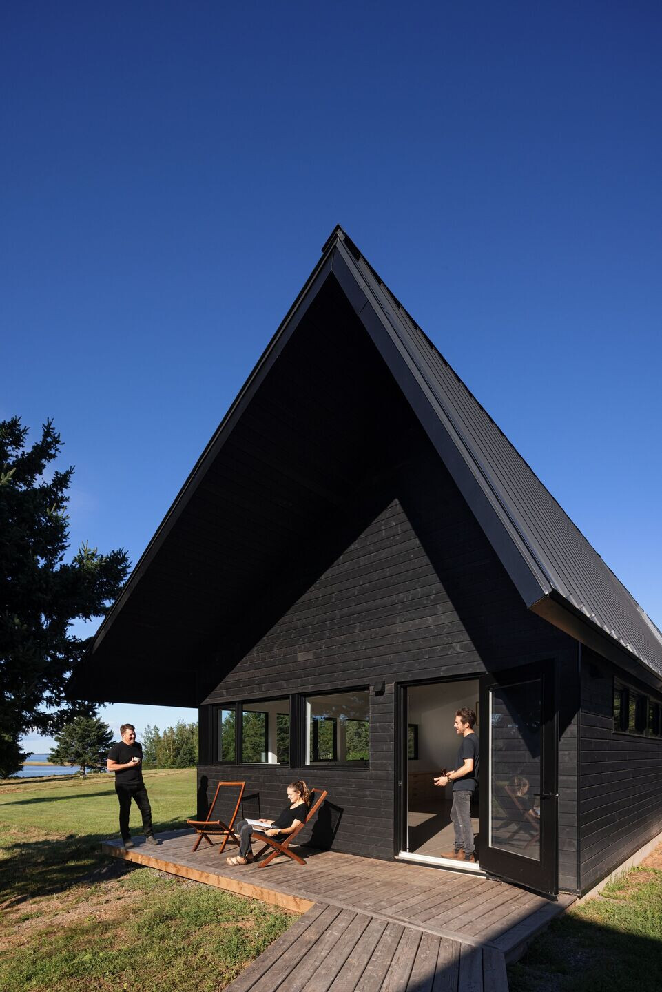 https://archello.com/story/121441/attachments/photos-videos/3 photo_credit Ema Peter