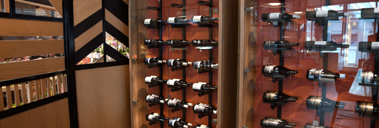 LED-integrated wine rack system L182 installed wall-mounted for a flush look