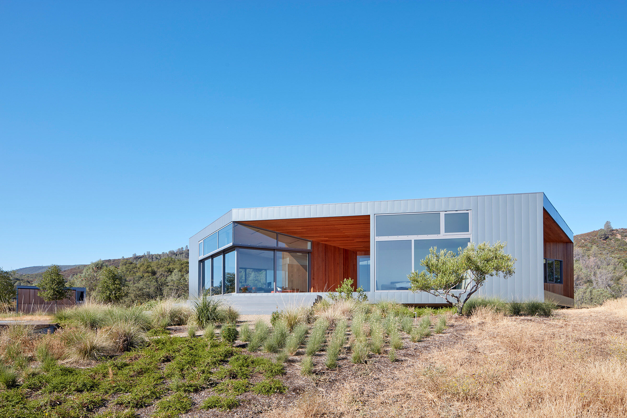 https://archello.com/story/121712/attachments/photos-videos/9 photo_credit Bruce Damonte