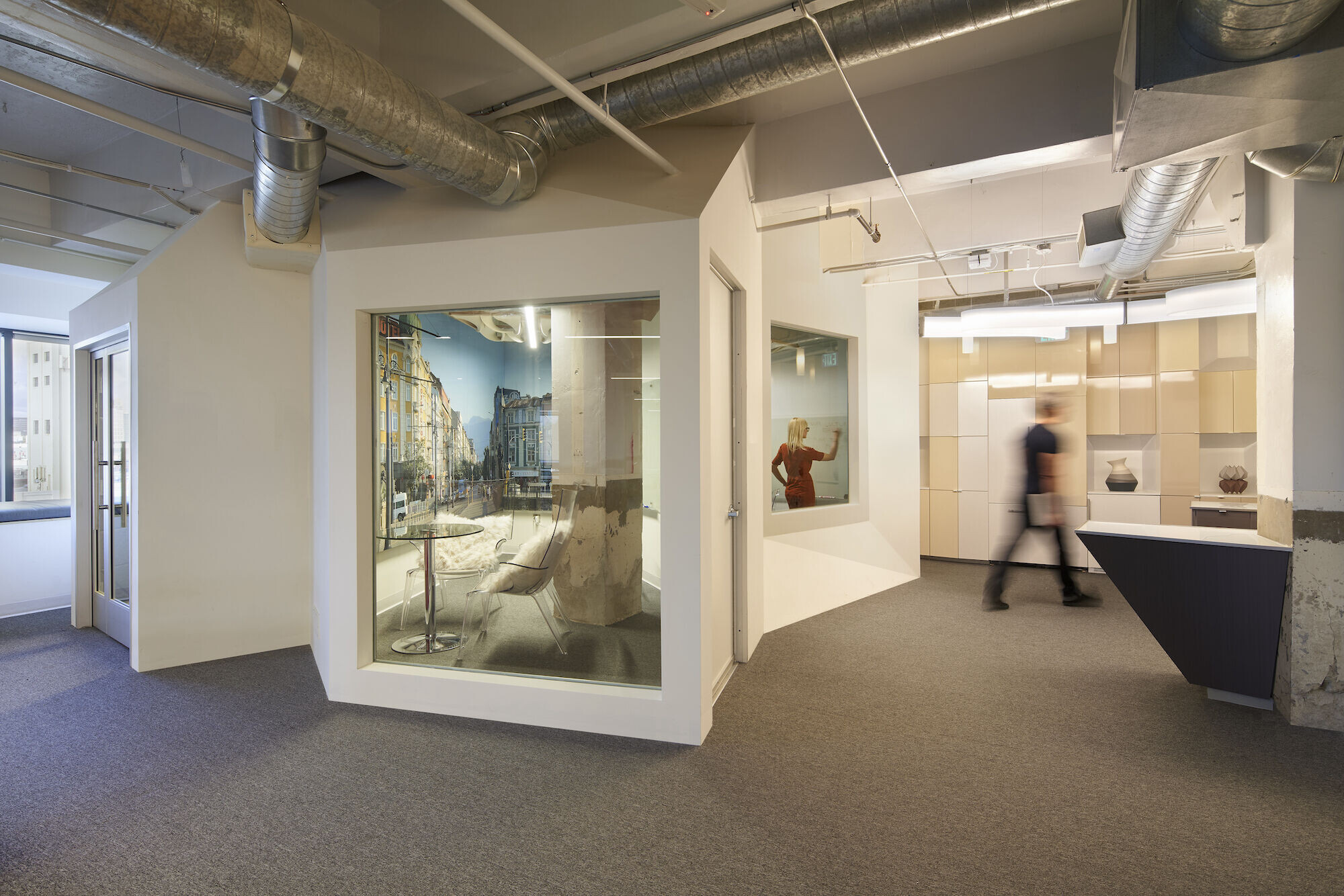 https://archello.com/story/121827/attachments/photos-videos/3 photo_credit Bruce Damonte