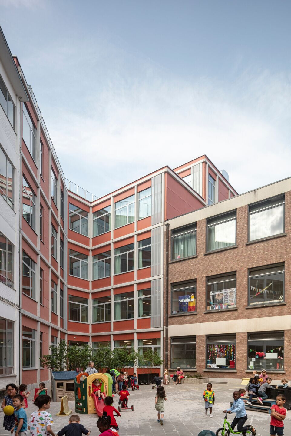 https://archello.com/story/121828/attachments/photos-videos/7 photo_credit Tim Van de Velde