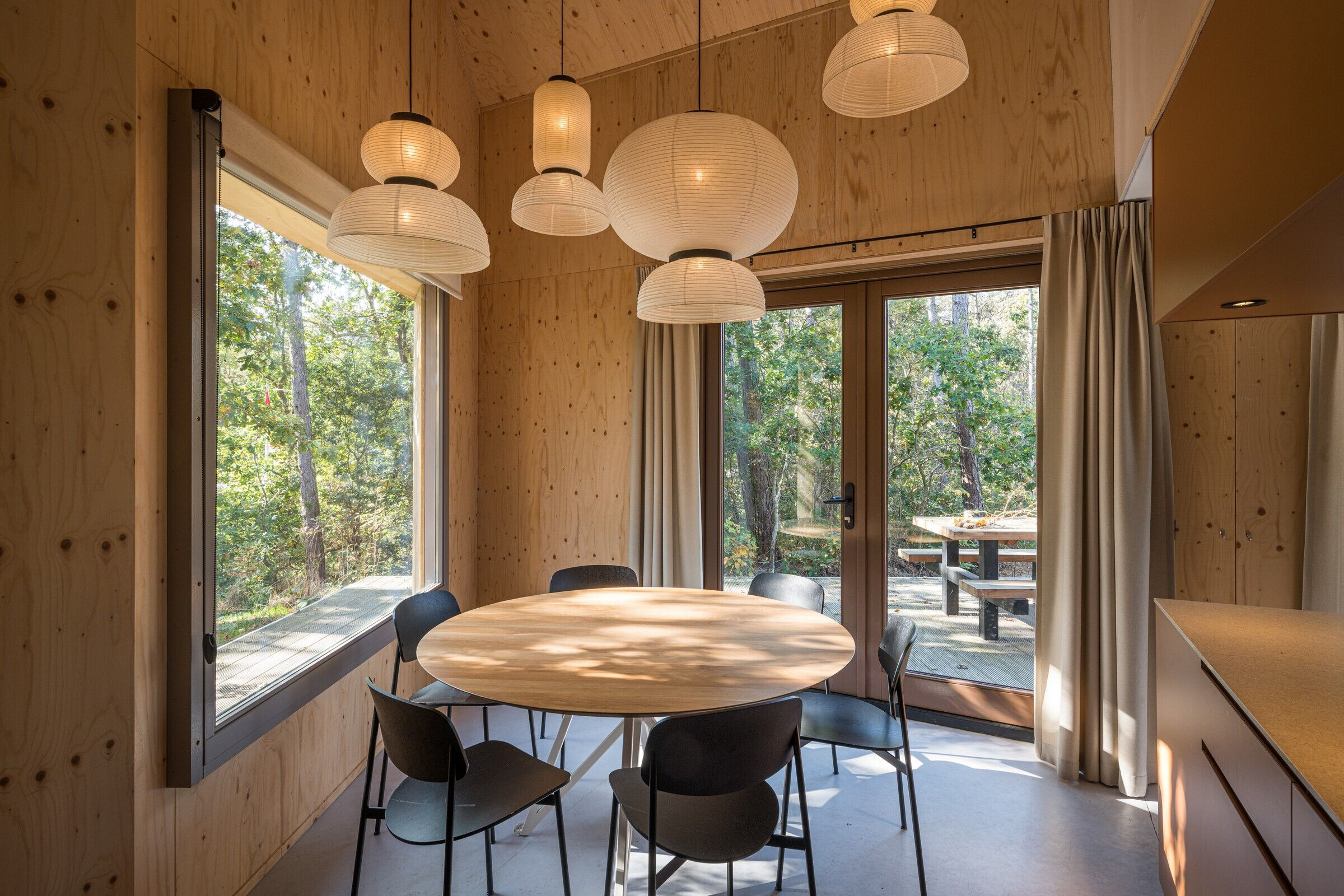 https://archello.com/story/121906/attachments/photos-videos/12 photo_credit JDVF Architectuurfotografie