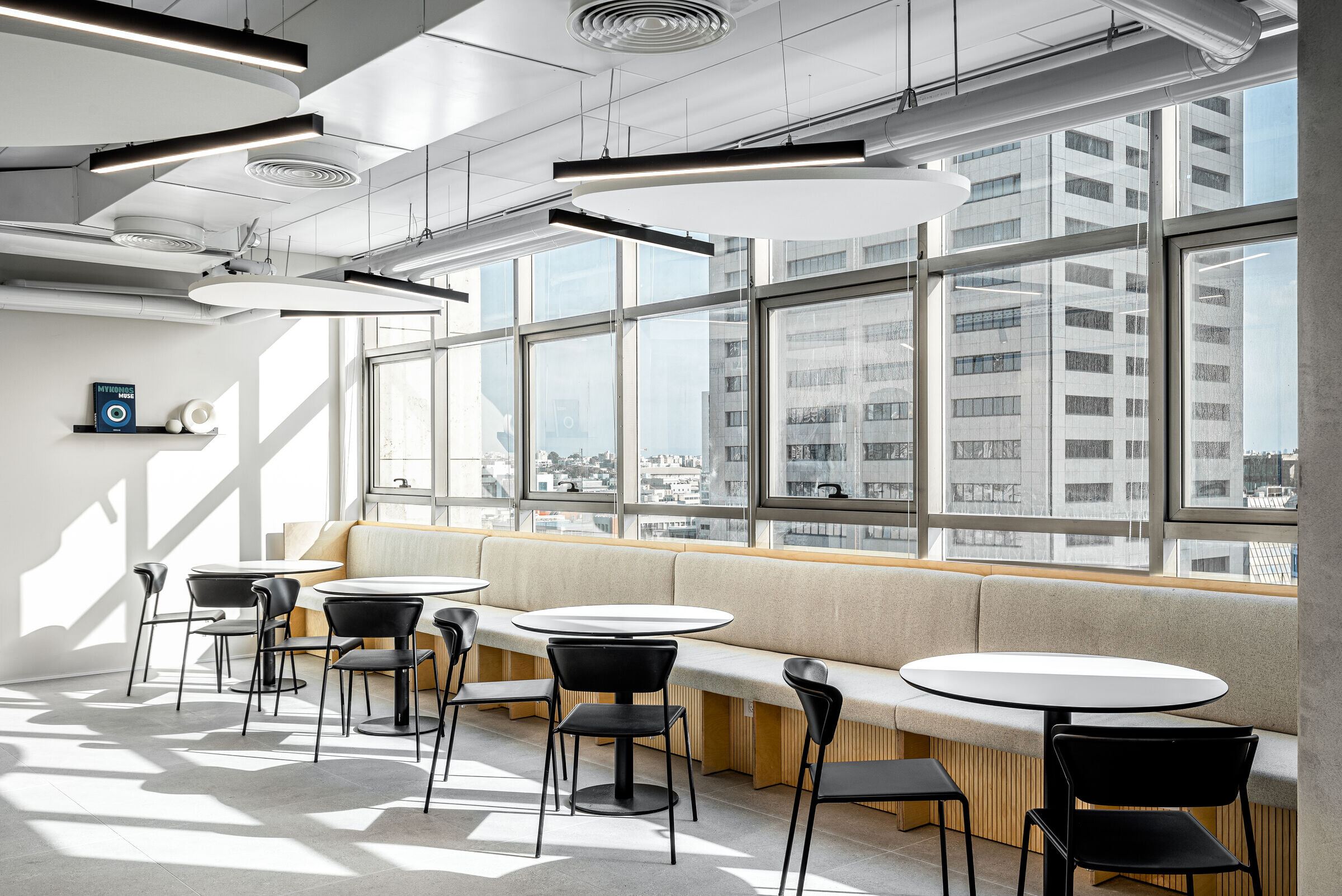 https://archello.com/story/121841/attachments/photos-videos/11 photo_credit Tamir Rogowski