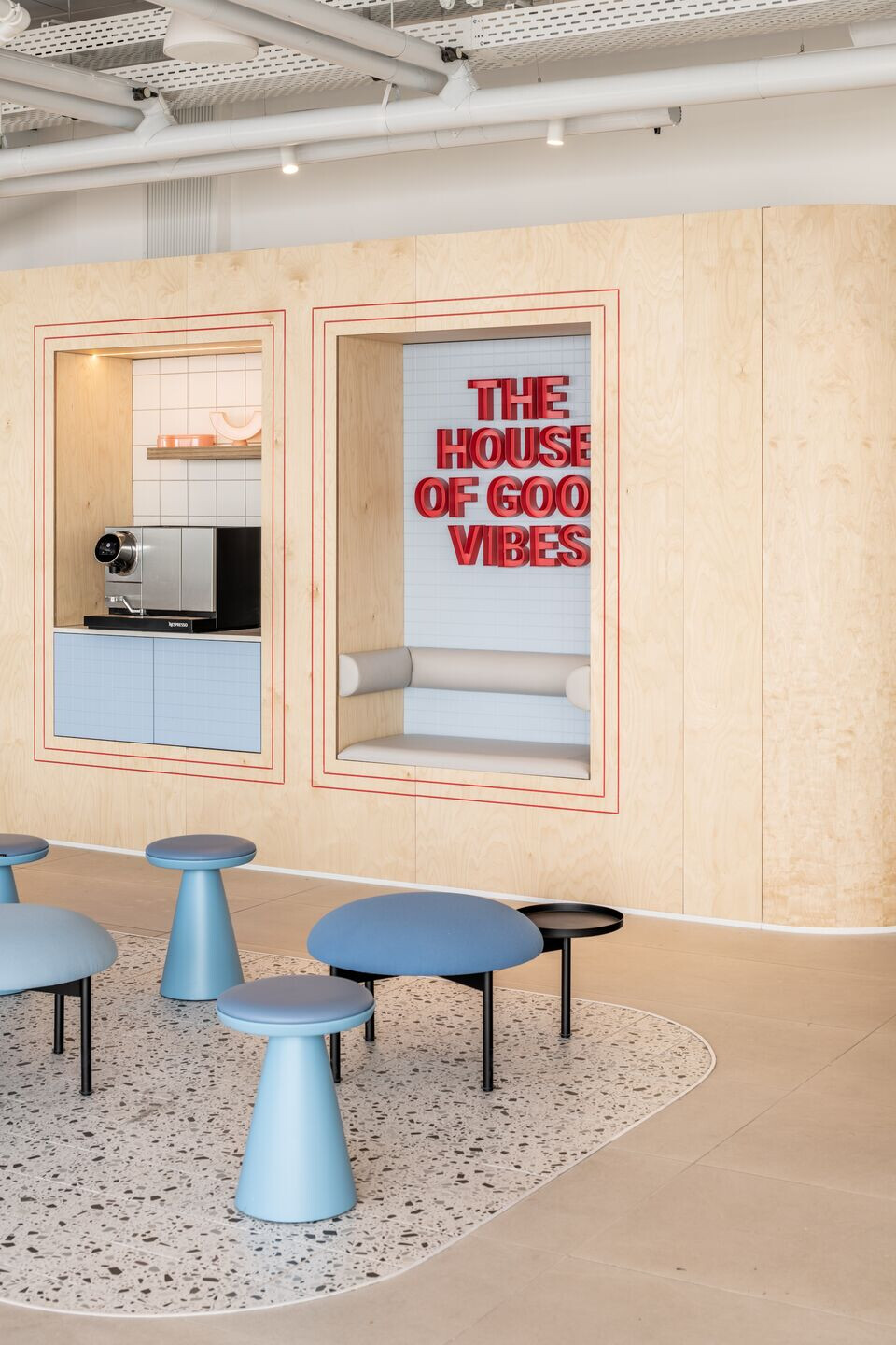 https://archello.com/story/121849/attachments/photos-videos/6 photo_credit Peled Studios