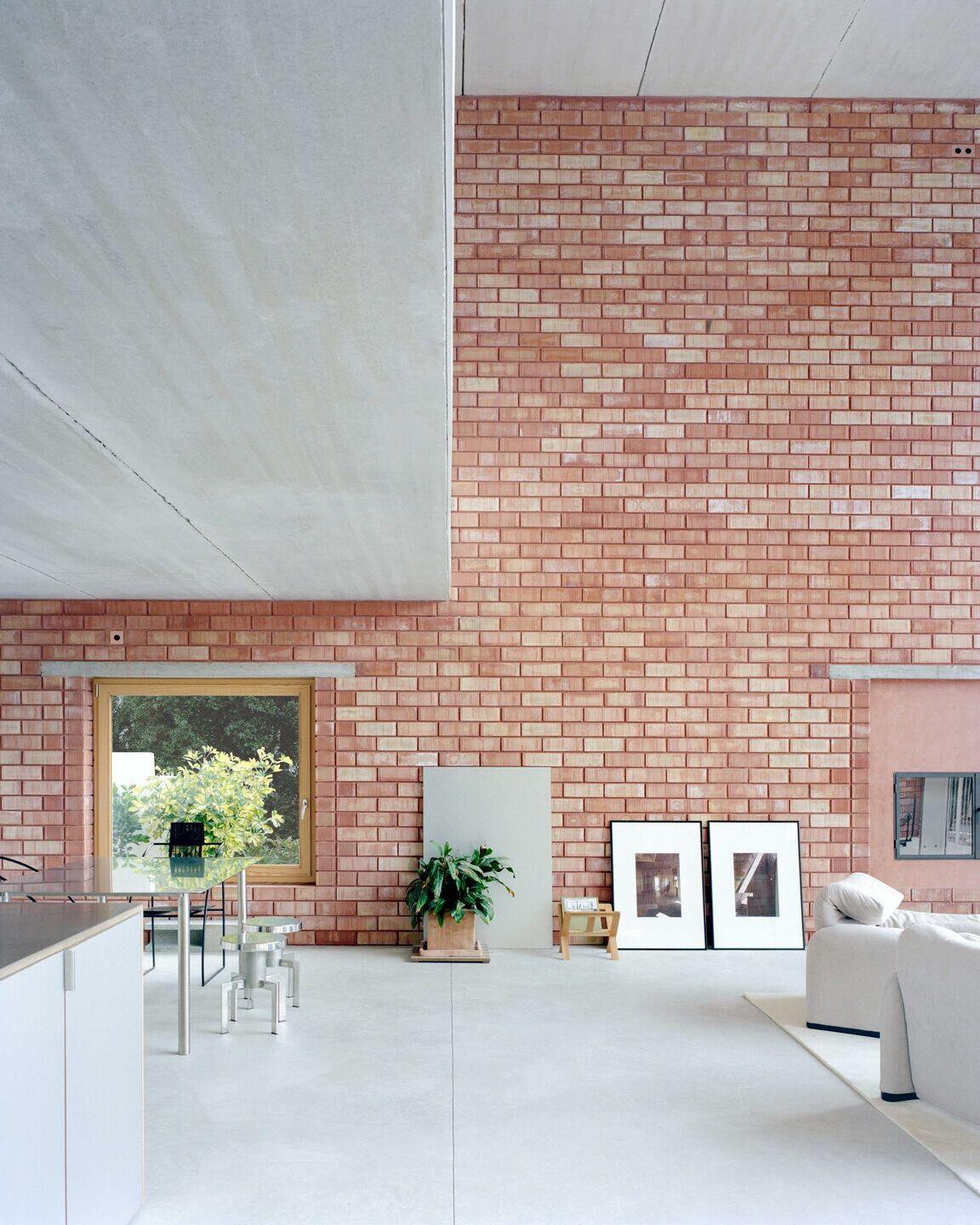 https://archello.com/story/122055/attachments/photos-videos/4 photo_credit Maxime Delvaux