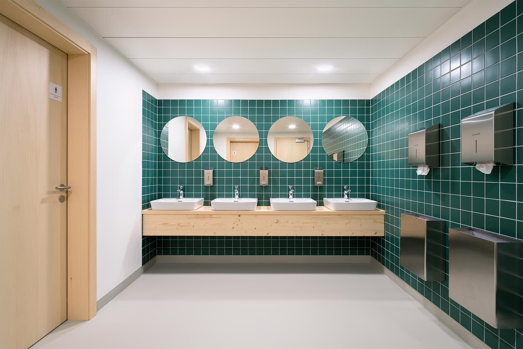 https://archello.com/story/122021/attachments/photos-videos/12 photo_credit Rubén P. Bescós