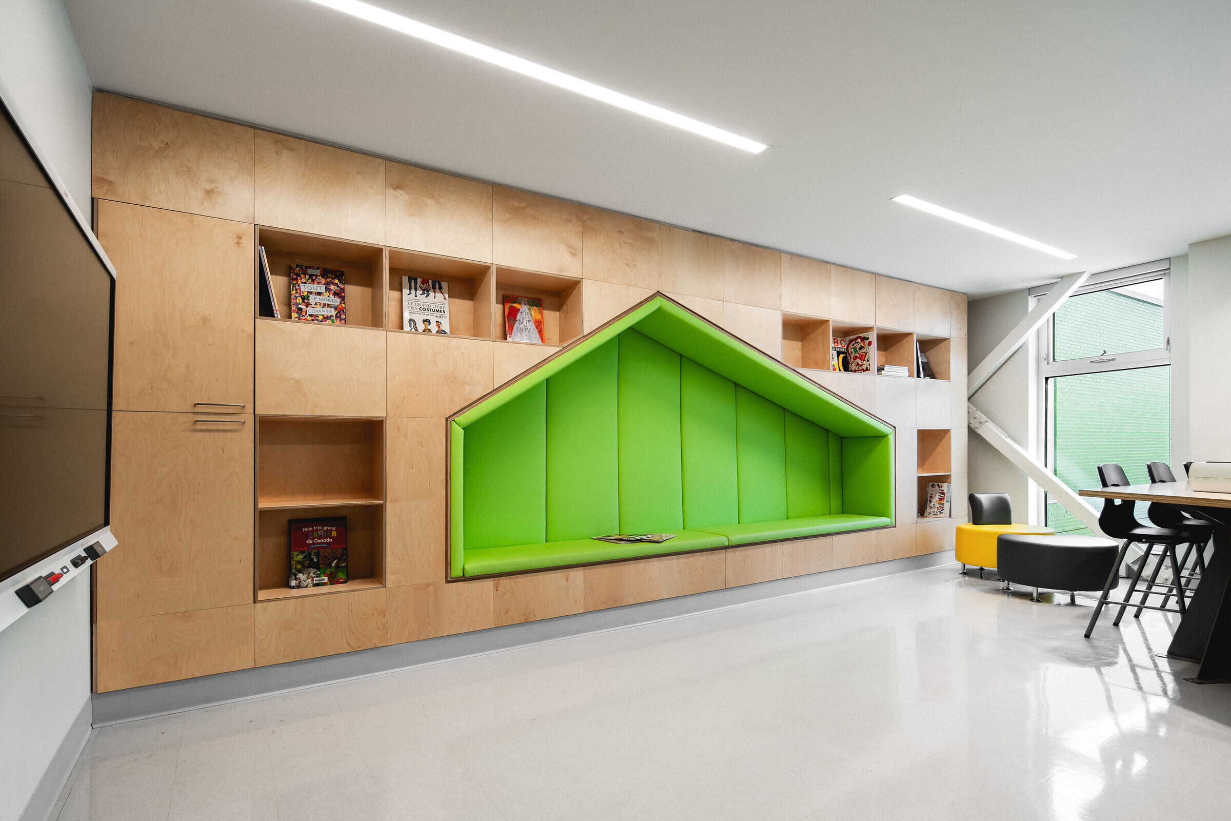 https://archello.com/story/122151/attachments/renders/1 photo_credit Raphaël Thibodeau
