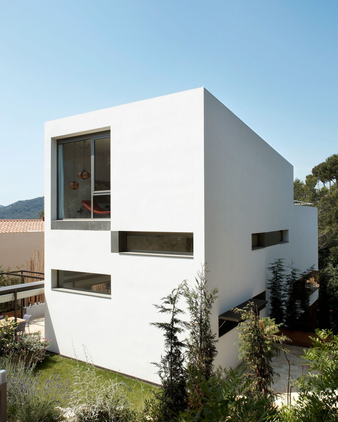 https://archello.com/story/122281/attachments/photos-videos/6 photo_credit Luis Sans / Jordi Miralles