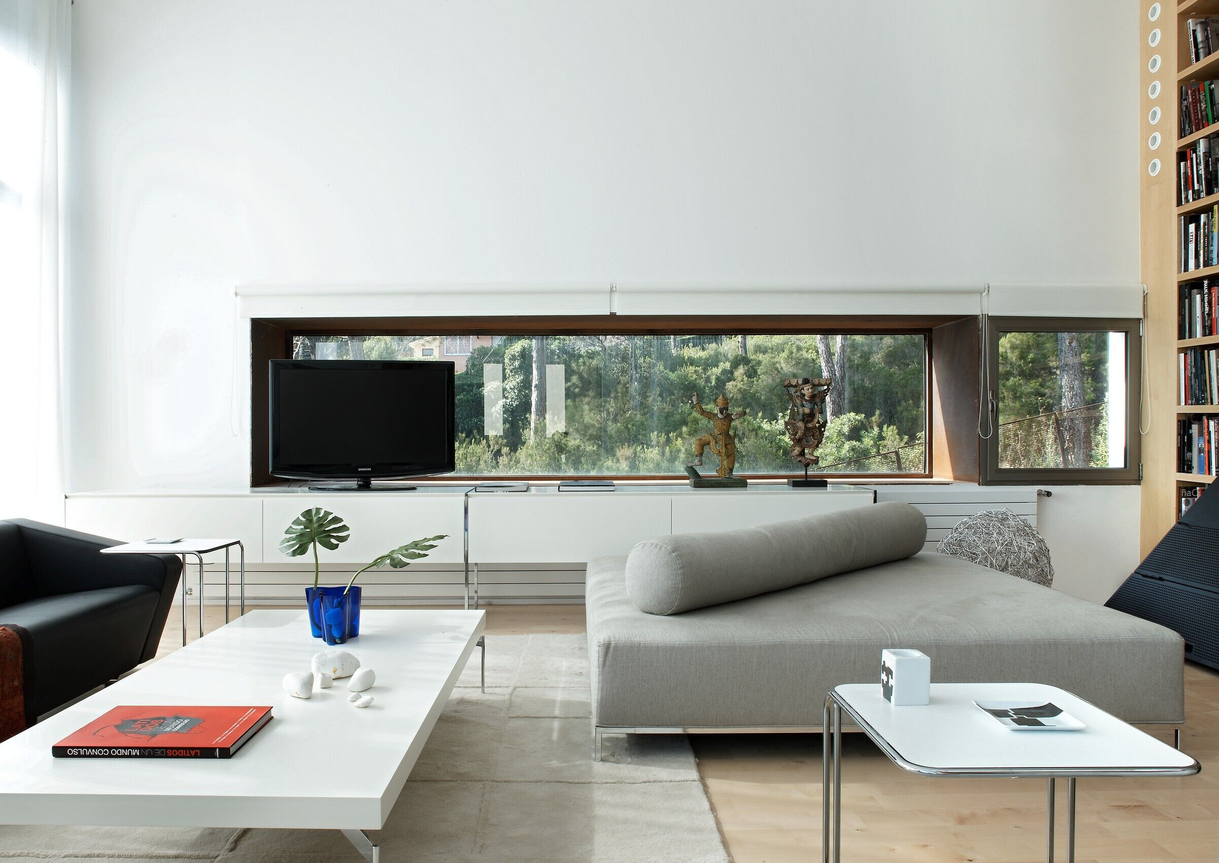 https://archello.com/story/122281/attachments/photos-videos/11 photo_credit Luis Sans / Jordi Miralles