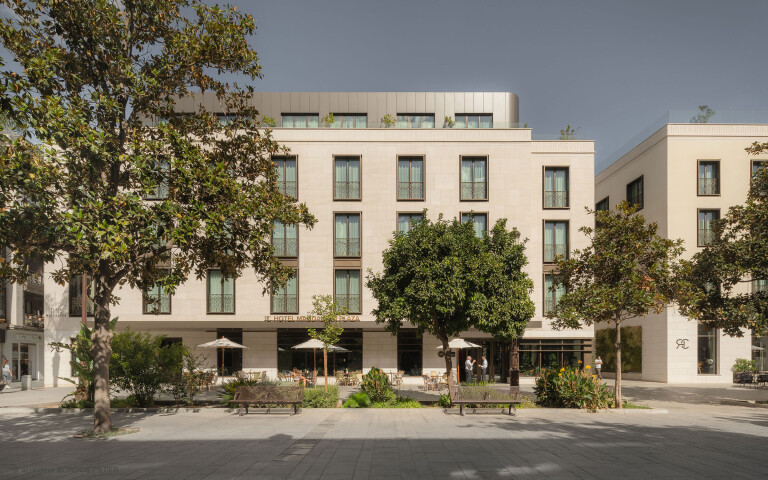 Formerly a department store, now a high end hotel,  Radisson Collection Hotel Magdalena Plaza