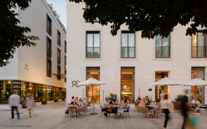 The project renovatd two adjoining buildings overlooking Plaza de la Magdalena