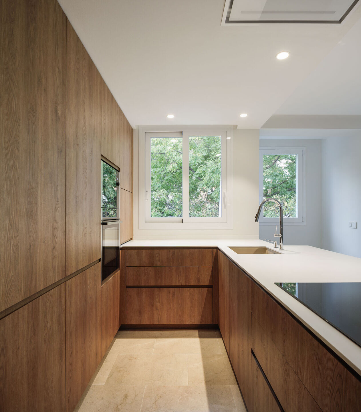 https://archello.com/story/122398/attachments/photos-videos/9 photo_credit Fernando Alda