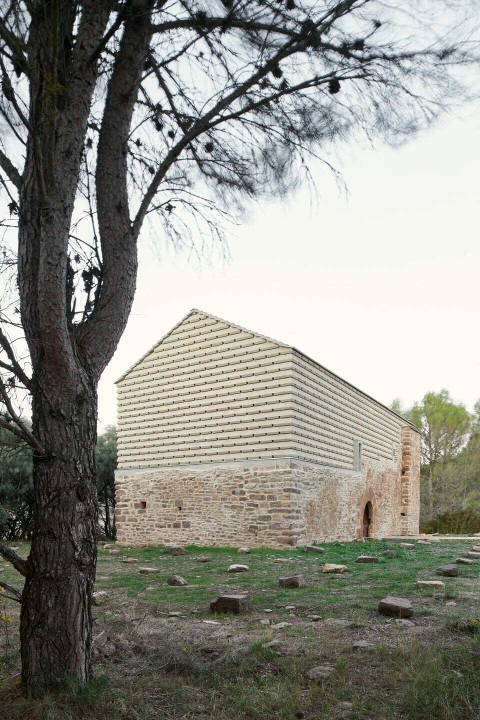 https://archello.com/story/122407/attachments/photos-videos/3 photo_credit Iñaki Bergera