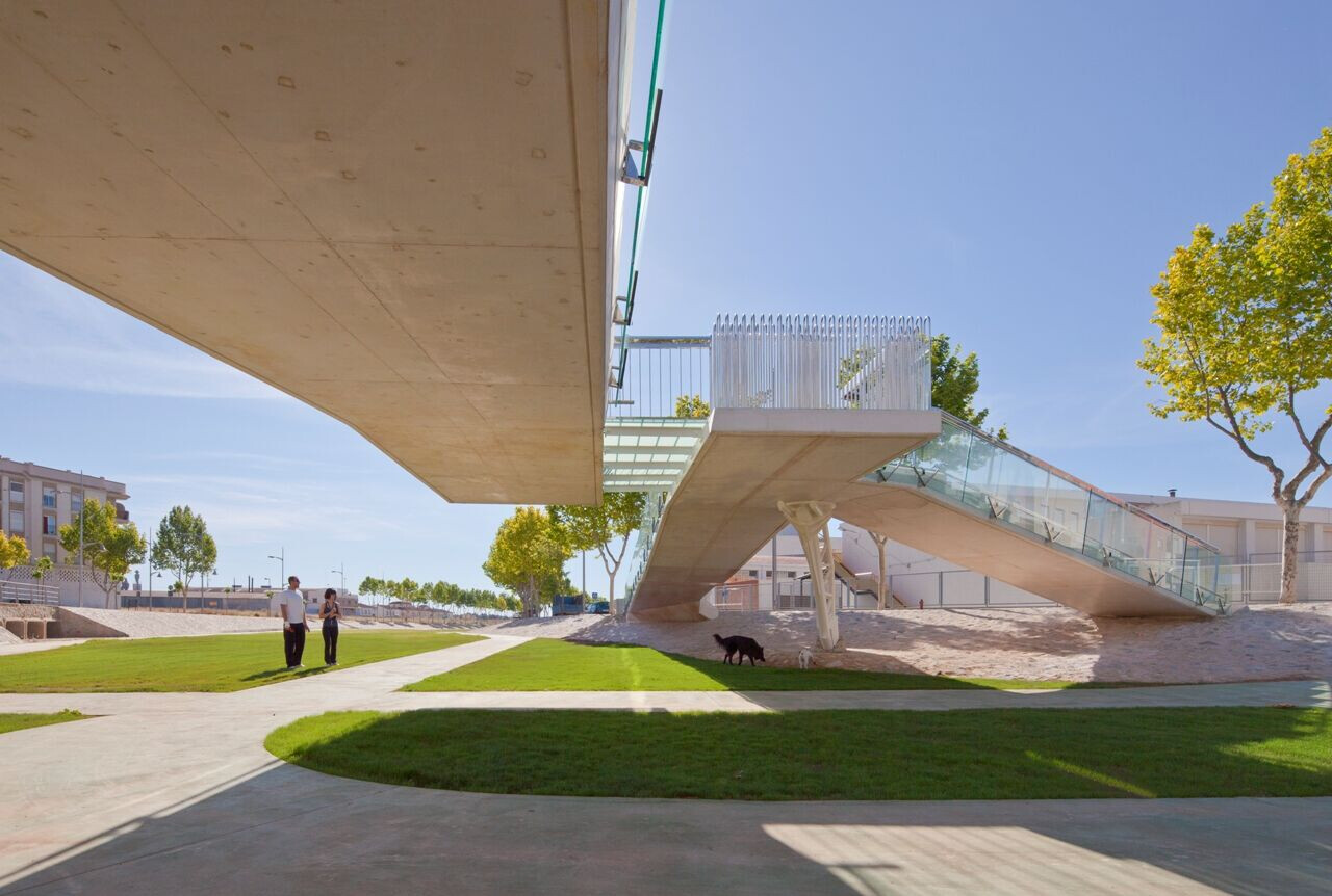 https://archello.com/story/122517/attachments/photos-videos/13 photo_credit Justo Oliva