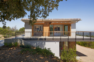 Sustainable House in national park